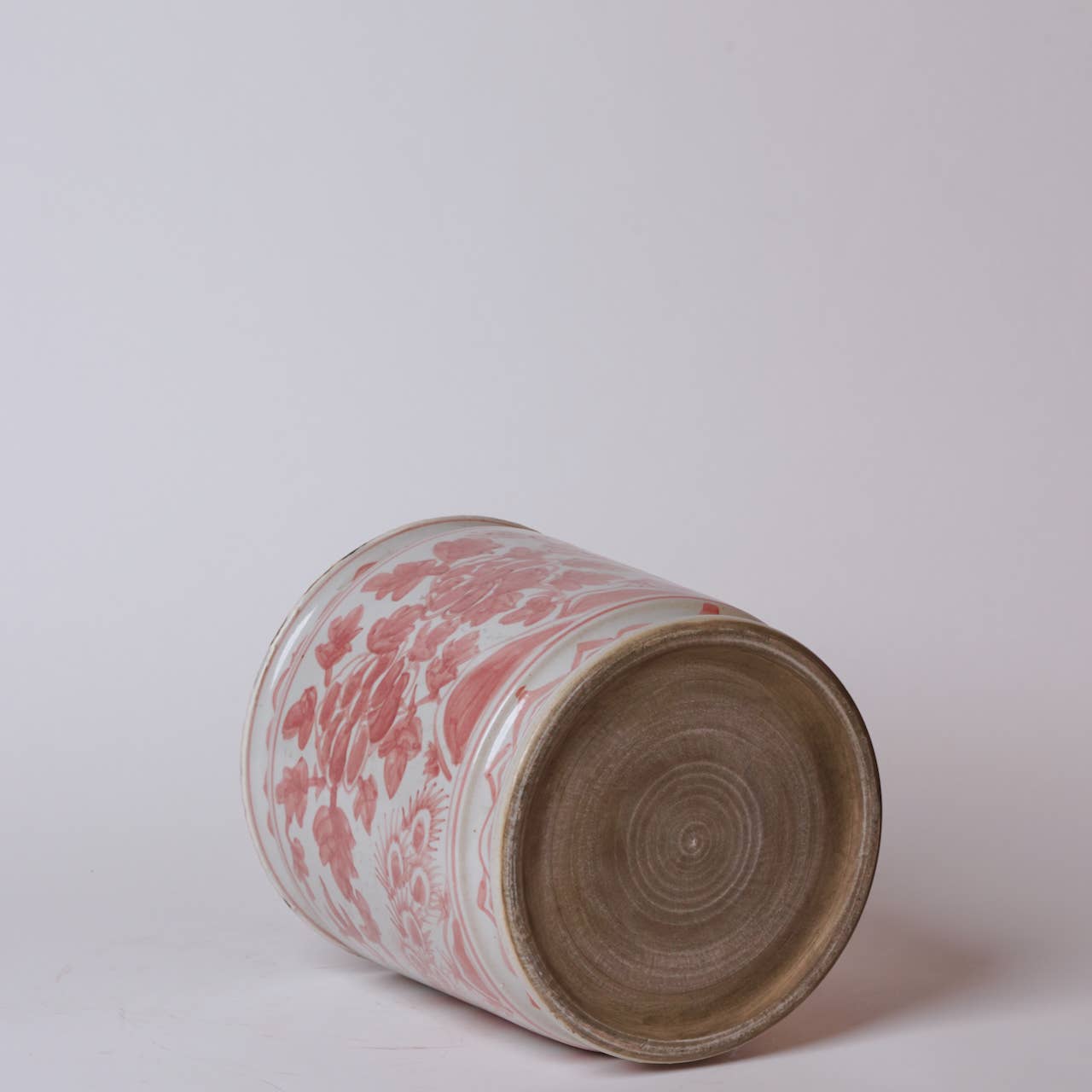 Rustic Peacock Red and White Porcelain Cachepot