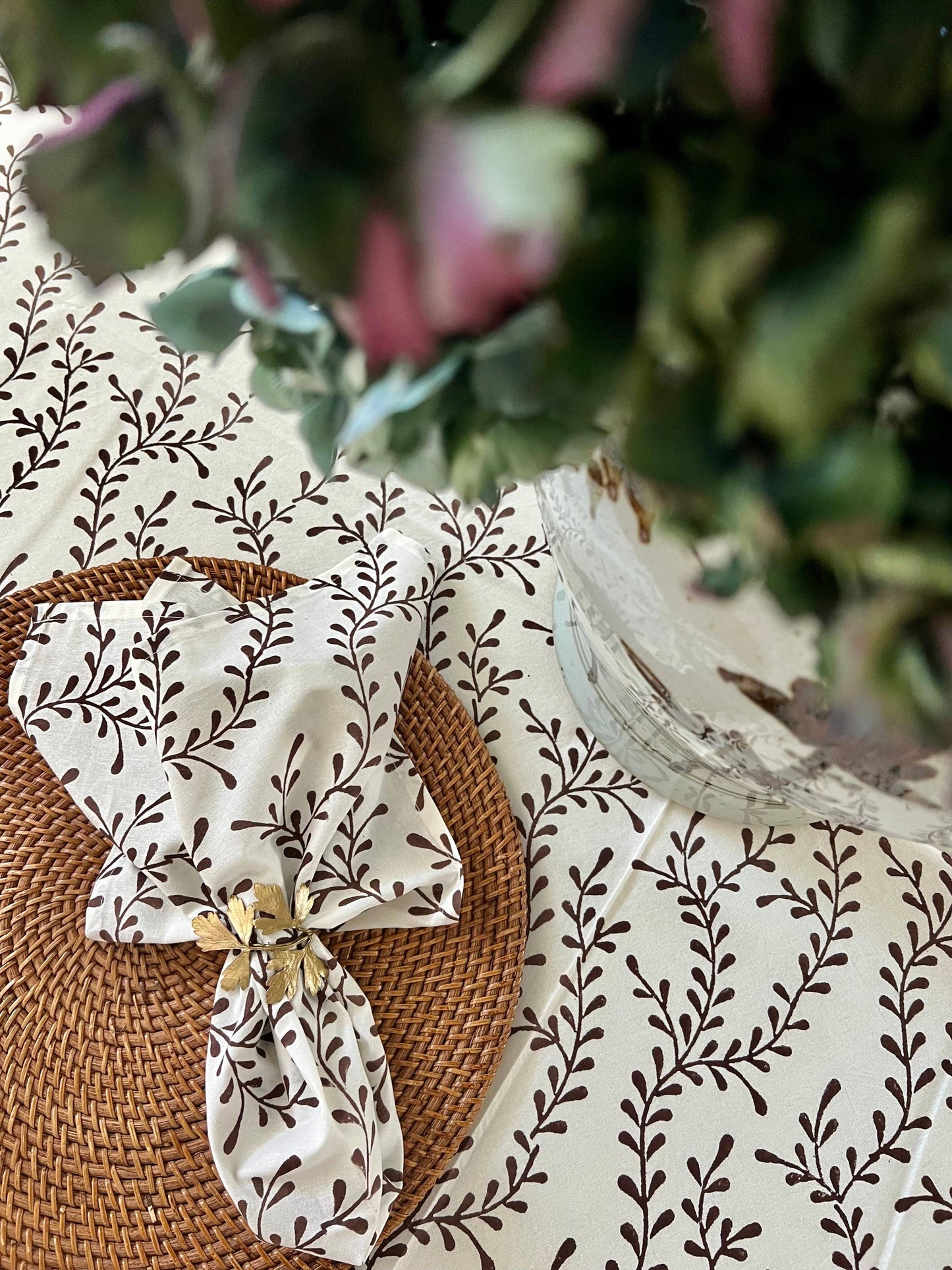 Winding Vines Tablecloth in Chocolate Brown