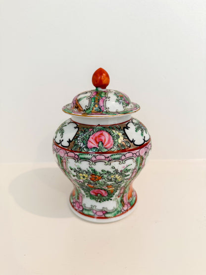 Small Famille Rose Ginger Jar