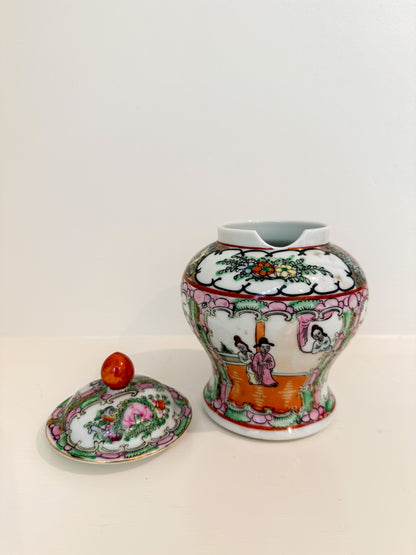 Small Famille Rose Ginger Jar
