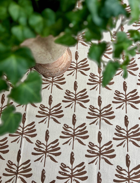 Dragonfly Tablecloth in Walnut Brown